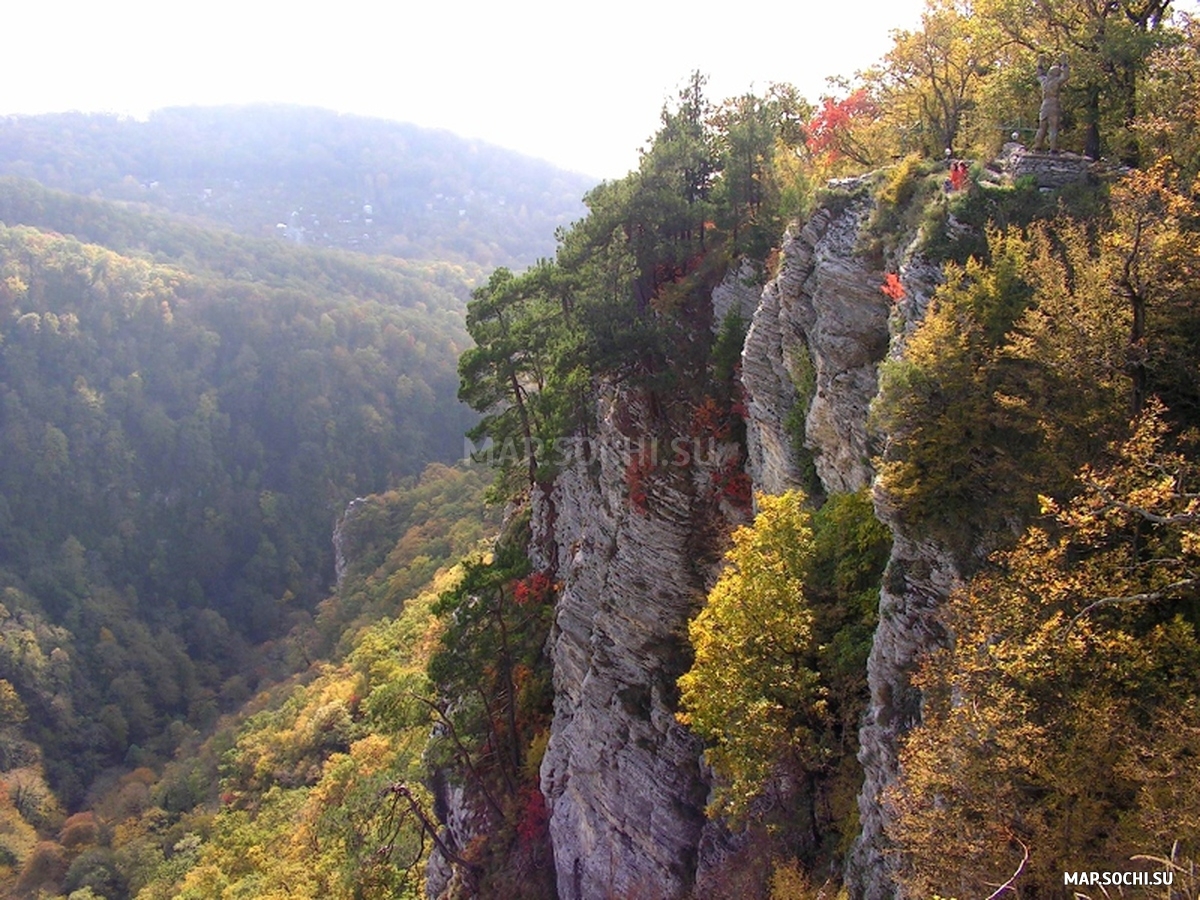 Орлиные скалы, Современные, Достопримечательности, Цветные