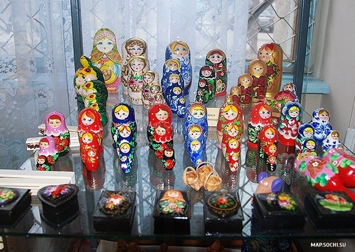 Музей-мастерская семьи художников Бедрак, Современные, Достопримечательности, Цветные
