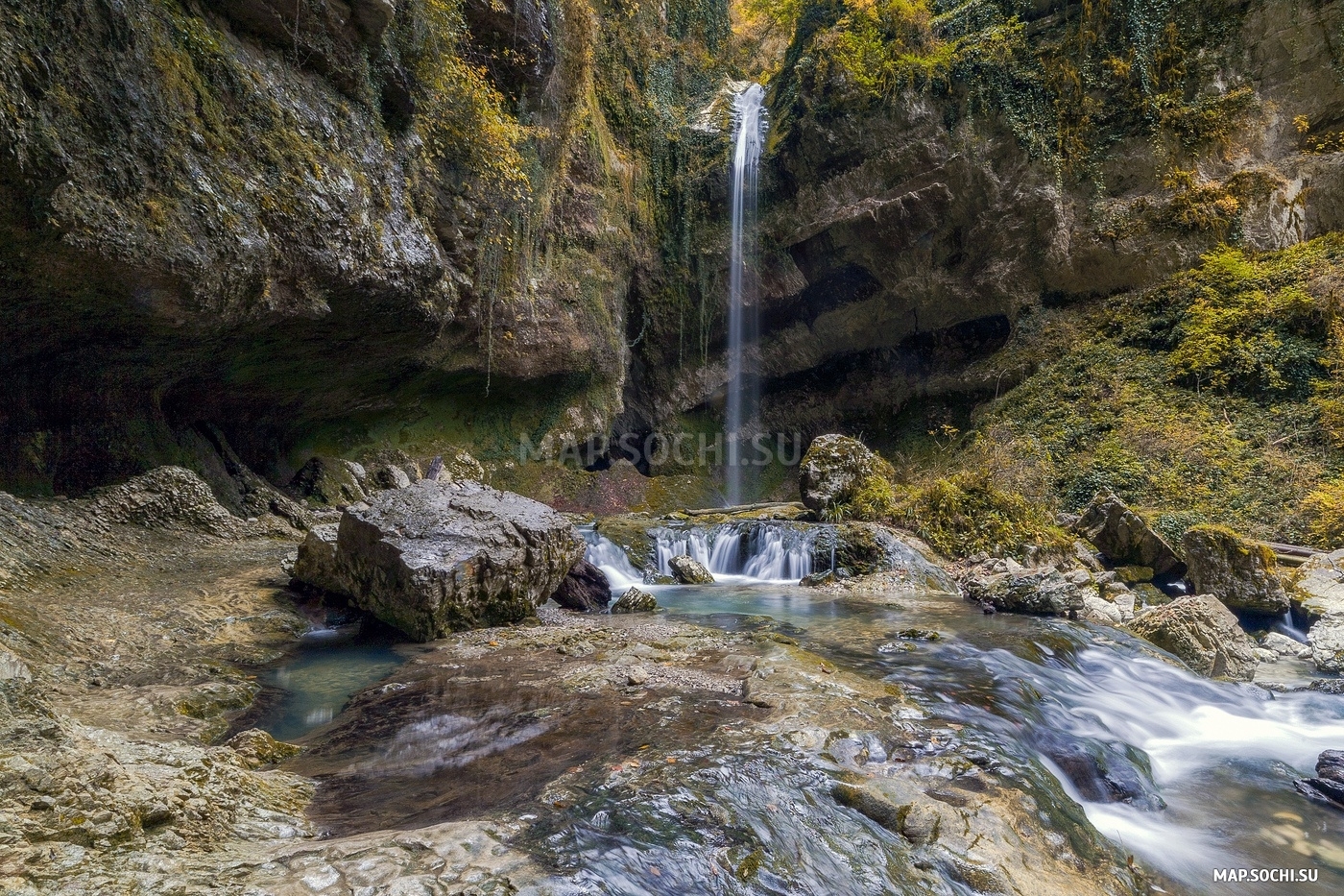 Водопад «Пасть Дракона» (Глубокий Яр), Современные, Достопримечательности, Цветные